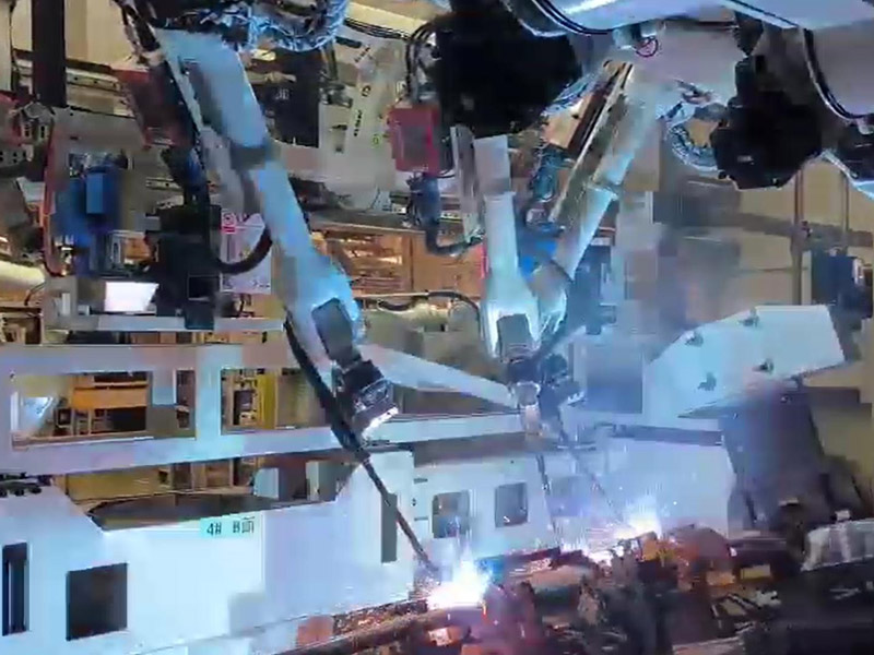 配天多机联动汽车尾气管焊接解决方案